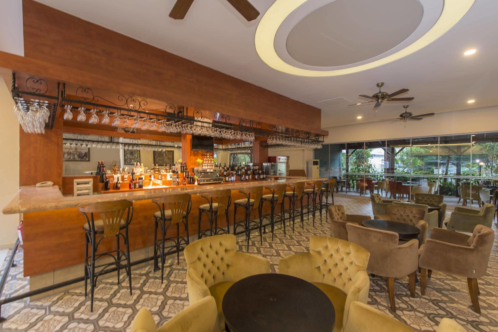 Asdem Park Otel Kemer Eksteriør billede